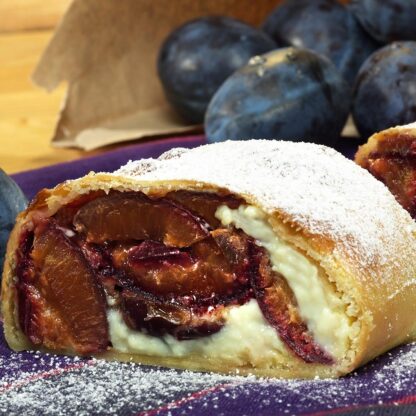 Dinghartinger TK Zwetschgenstrudel ungebacken 5 x 1.500g im Karton